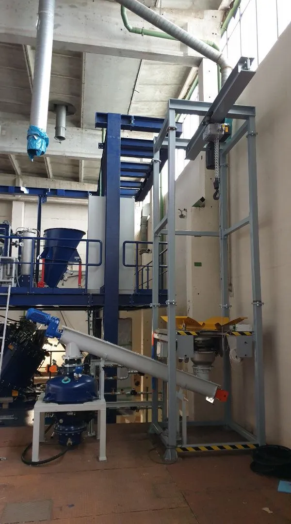 Ingtec AG - big bag unloading station pneumatic conveying